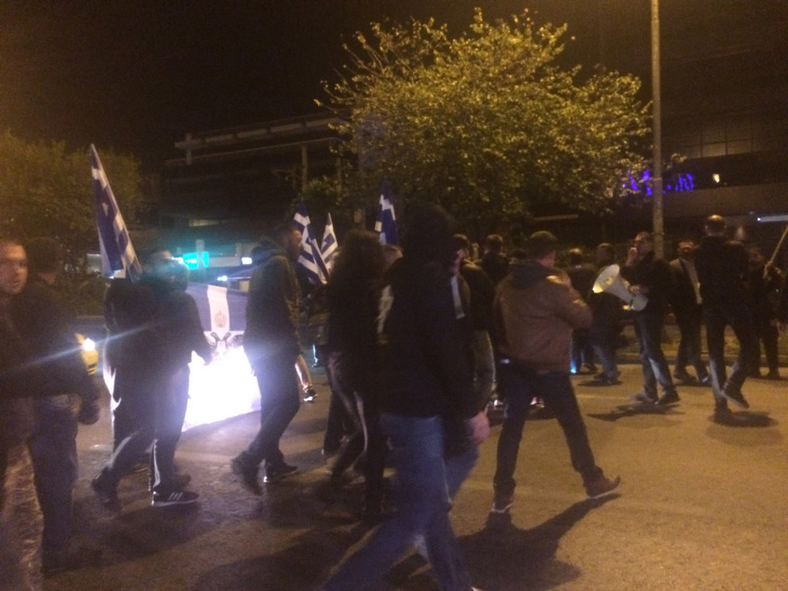 Συγκέντρωση στην πρεσβεία της Αλβανίας για το θάνατο του Κωνσταντίνου Κατσίφα