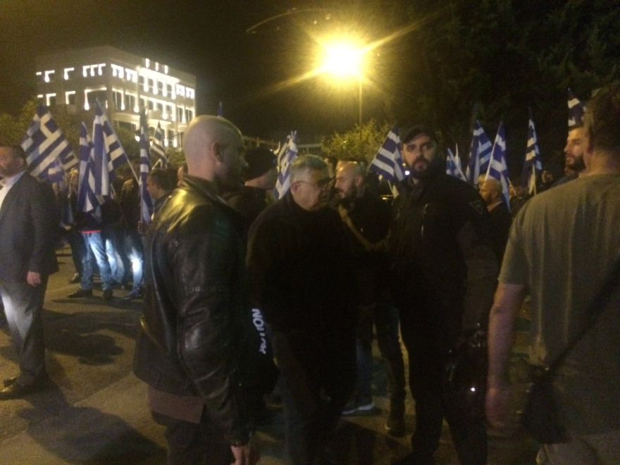 Συγκέντρωση στην πρεσβεία της Αλβανίας για το θάνατο του Κωνσταντίνου Κατσίφα