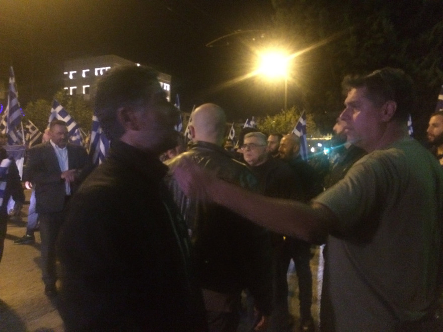 Συγκέντρωση στην πρεσβεία της Αλβανίας για το θάνατο του Κωνσταντίνου Κατσίφα