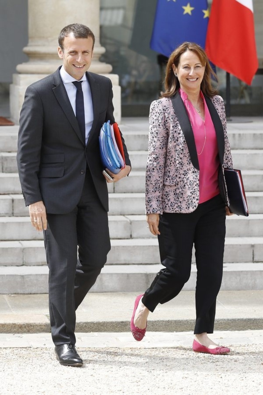 Η Σεγκολέν Ρουαγιάλ «θάβει» τον Ολάντ: Αφελής, με αυταπάτες και διπλή ζωή - Με καταρράκωσε