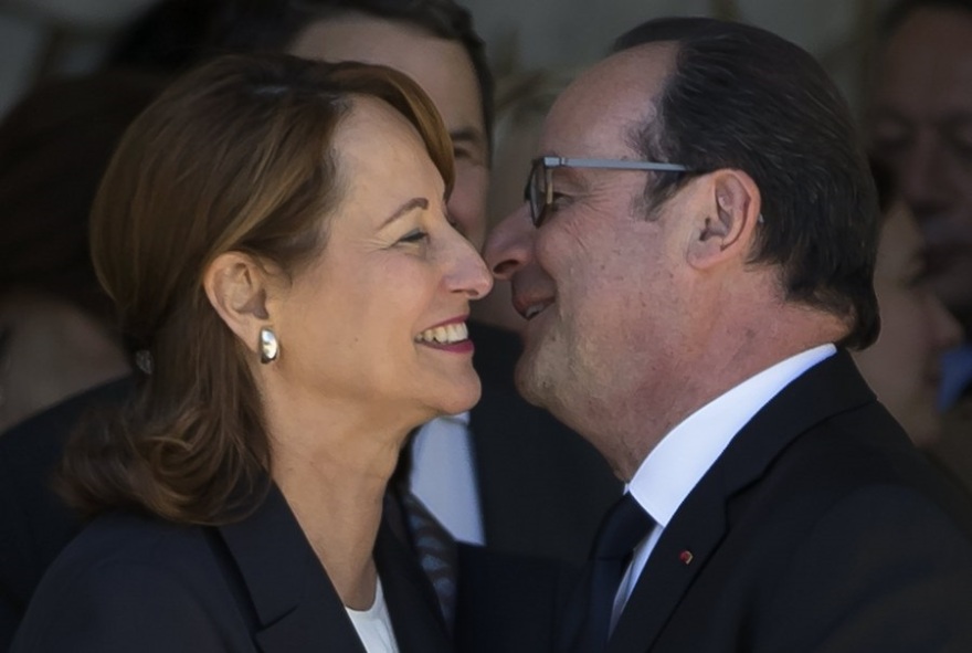 Η Σεγκολέν Ρουαγιάλ «θάβει» τον Ολάντ: Αφελής, με αυταπάτες και διπλή ζωή - Με καταρράκωσε