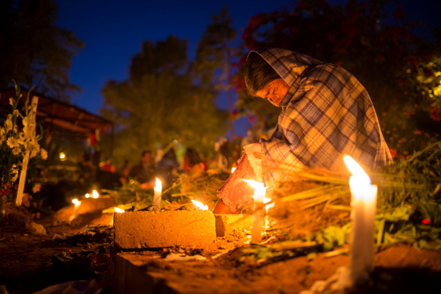 Το Μεξικό άνοιξε τις πύλες του Κάτω Κόσμου: Εκπληκτικές εικόνες από την «Ημέρα των Νεκρών»