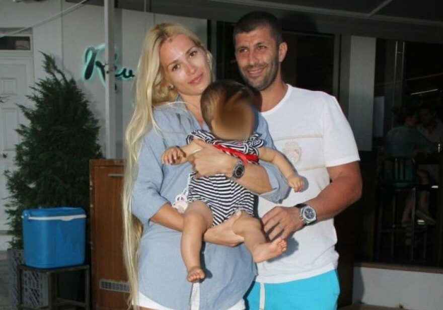 Bικτώρια Καρύδα: Ο λαμπερός γάμος στη Μύκονο, τα καλλιστεία και η δολοφονία του συζύγου της 