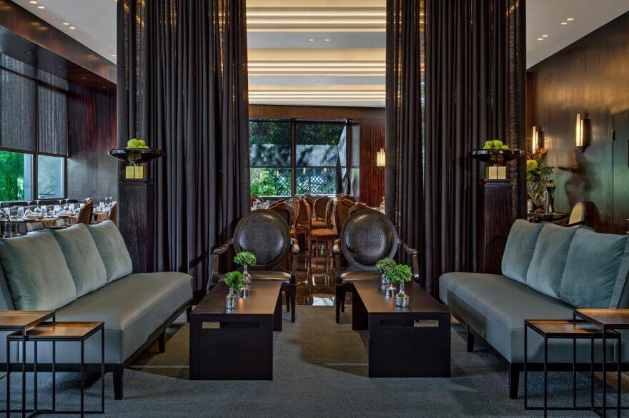 JuJu Bar & Restaurant: Το πραγματικό συναντά το ονειρώδες 