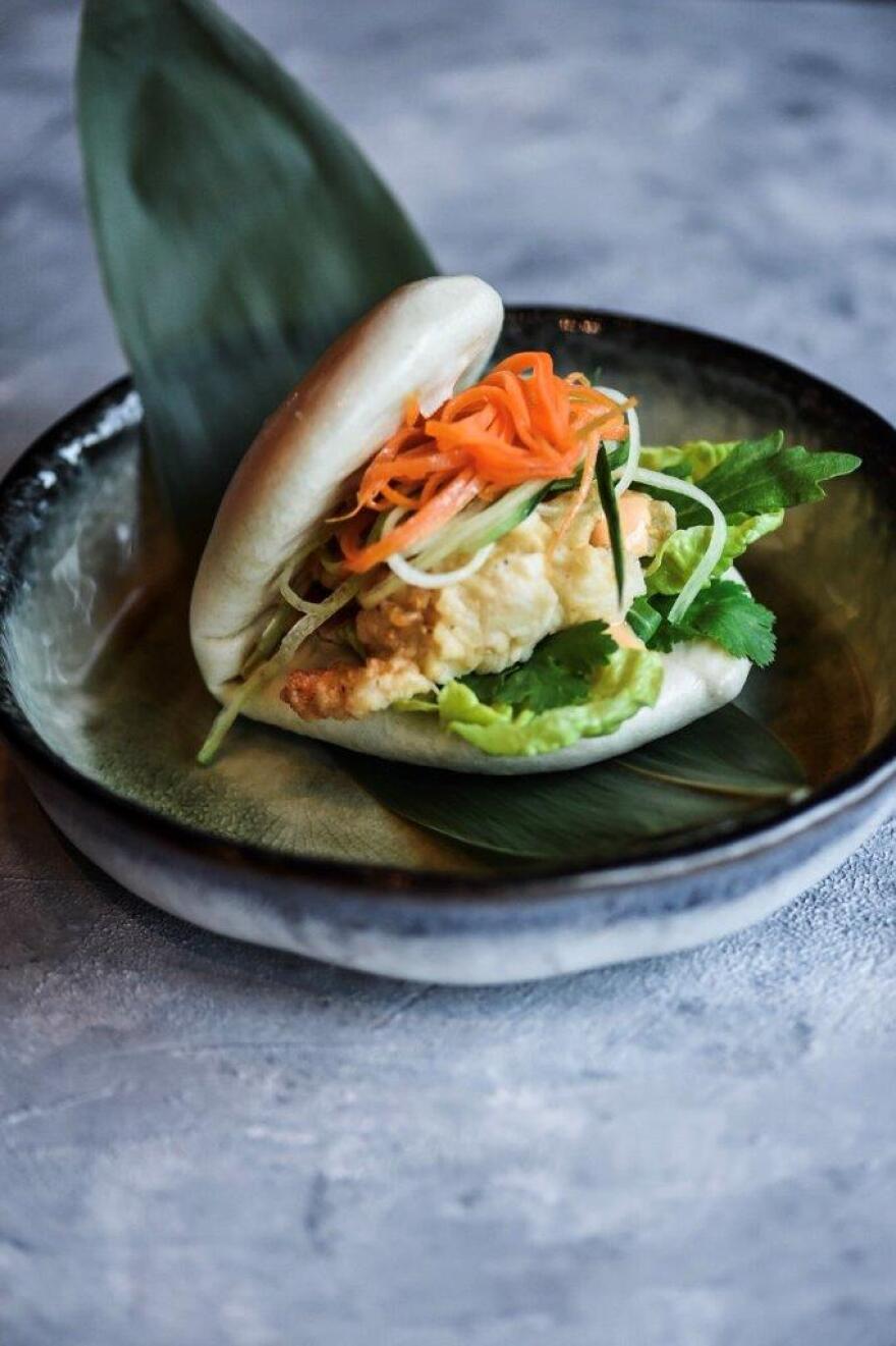 JuJu Bar & Restaurant: Το πραγματικό συναντά το ονειρώδες 