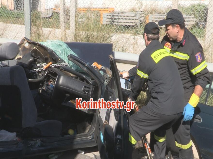 Φρικτό τροχαίο με δύο νεκρούς στην παλαιά εθνική οδό Αθηνών - Κορίνθου