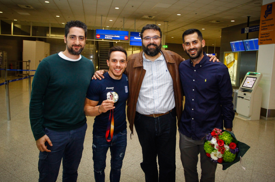 Ο «χρυσός» Πετρούνιας επέστρεψε στην Ελλάδα: Υποσχέθηκα στους Έλληνες να συνεχίσουμε το σερί