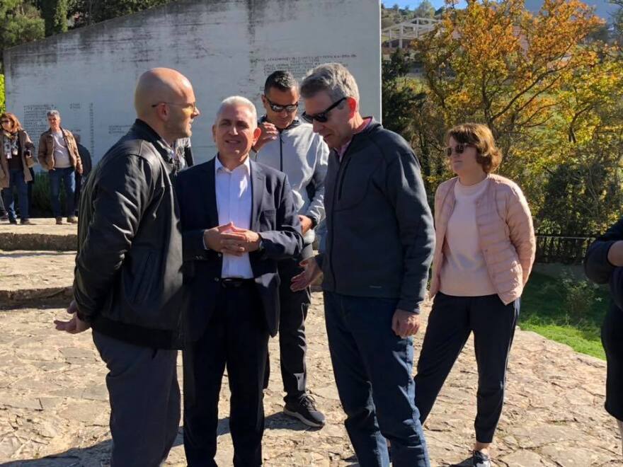 Φωτογραφίες: Με τον οδοντωτό στα Καλάβρυτα ο Τζέφρι Πάιατ