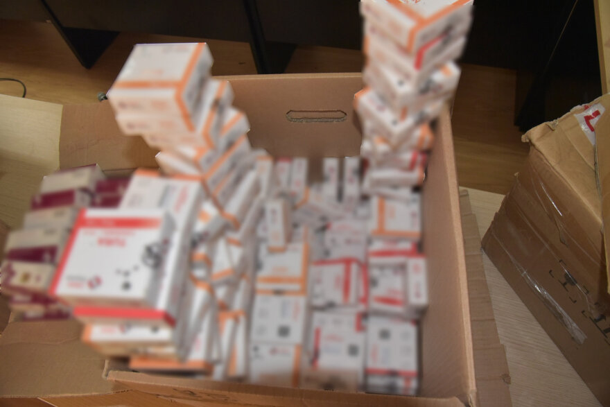 Αναβολικά: Κύκλωμα παραγωγής και διακίνησης «ξεσκέπασε» η ΕΛΑΣ - Παράγοντας του bodybuilding στους συλληφθέντες