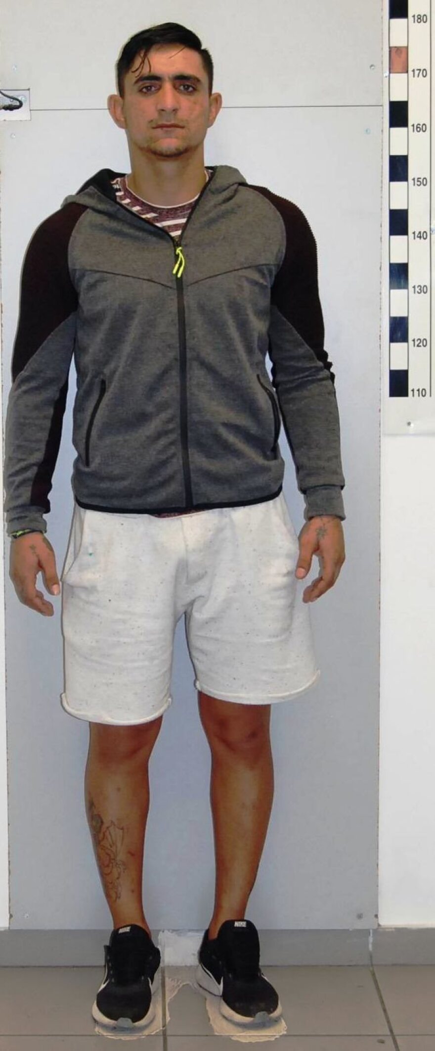 Αυτοί είναι οι 8 ληστές που έκλεβαν σπίτια σε όλη την Αττική