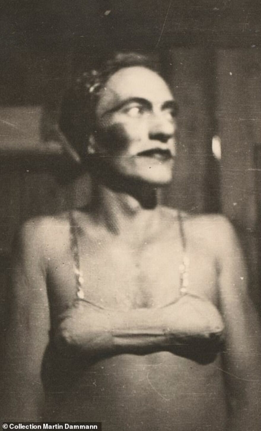 Σπάνιες φωτογραφίες: Οι στρατιώτες του Τρίτου Ράιχ με... φούστες και κραγιόν