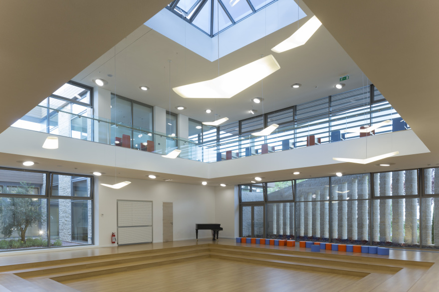 Νηπιαγωγείο υπόδειγμα αειφόρου αρχιτεκτονικής - Φωτογραφίες