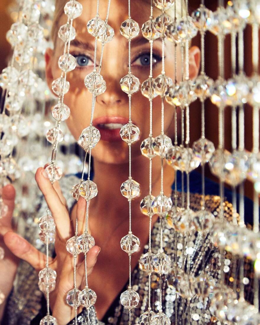 Elsa Hosk: Νιώθω ξεχωριστή που θα φορέσω το Fantasy Bra της Victoria's Secret