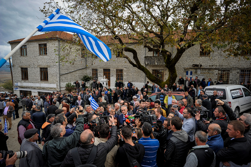 Ο Κωνσταντίνος Κατσίφας αναπαύεται πια στη γη των Βουλιαράτων 