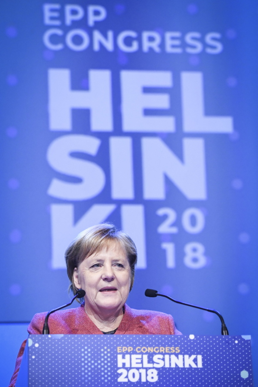 O Μάνφρεντ Βέμπερ επίσημος υποψήφιος του Ευρωπαϊκού Λαϊκού Κόμματος για την προεδρία της Κομισιόν