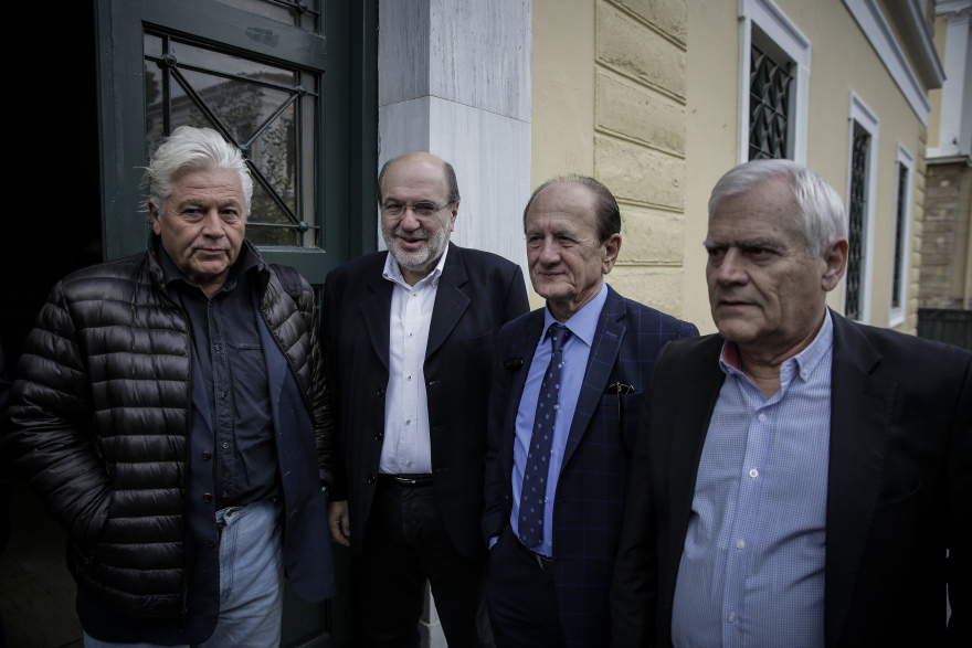 Χωρίς ταξί η Αθήνα: Σπίρτζης και Παπαχριστόπουλος στο πλευρό του Λυμπερόπουλου