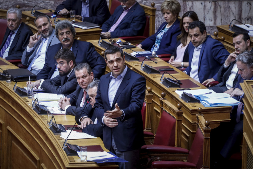 Τσίπρας: Ένα - ένα θα ψηφίσετε τα θετικά μέτρα που ακυρώνουν αδικίες των μνημονίων σας 