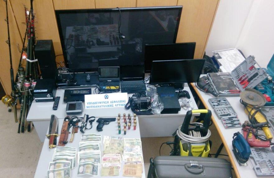 Συνελήφθη αλλοδαπός που κατηγορείται για 56 ληστείες στο Πόρτο Ράφτη 