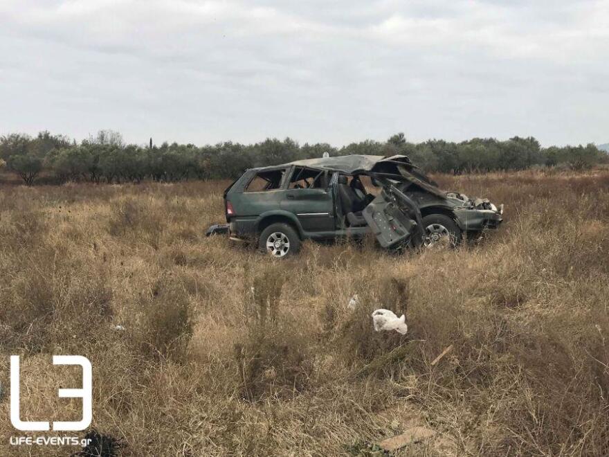 Δυστύχημα με μια νεκρή και τραυματίες στην Εγνατία μετά από καταδίωξη ΙΧ που μετέφερε μετανάστες
