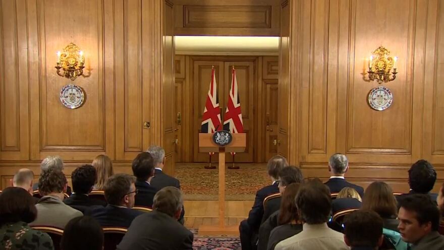 Μέι: «Όχι» σε δεύτερο δημοψήφισμα για το Brexit  - Θα πάω τη συμφωνία μέχρι τέλους 