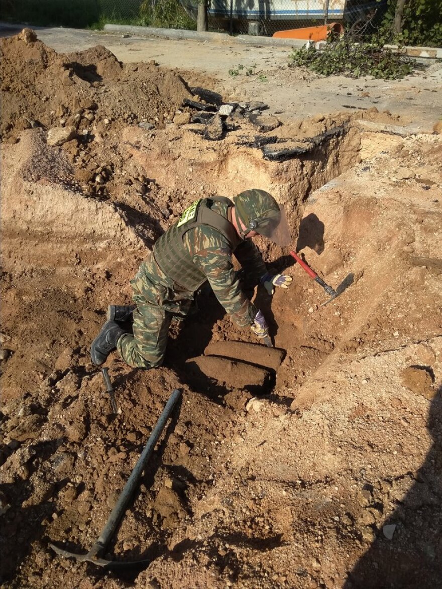 Ναρκαλιευτές του στρατού εξουδετέρωσαν εννέα βόμβες στο Ίλιον