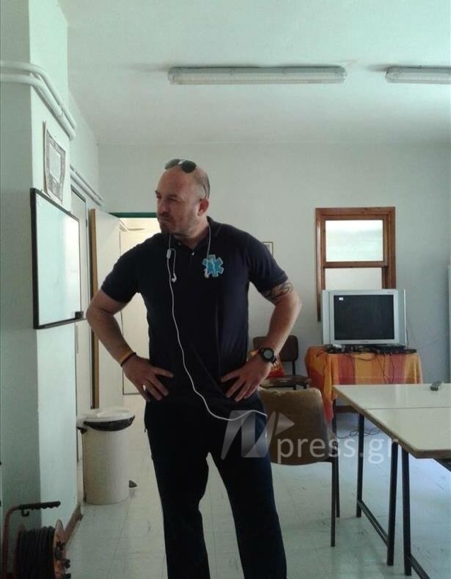Θρήνος στην Πάτρα: Πατέρας δύο ανηλίκων παιδιών ο διασώστης του ΕΚΑΒ που σκοτώθηκε μετά τη βάρδια του