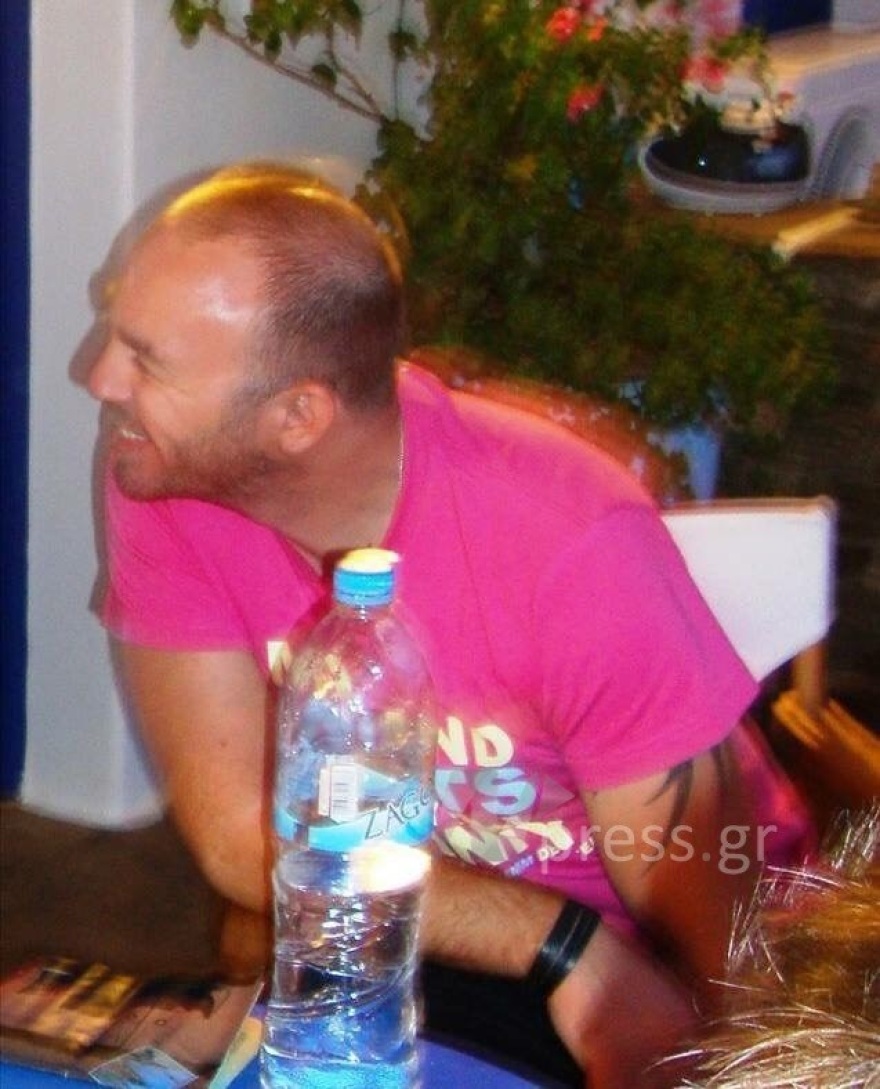 Θρήνος στην Πάτρα: Πατέρας δύο ανηλίκων παιδιών ο διασώστης του ΕΚΑΒ που σκοτώθηκε μετά τη βάρδια του