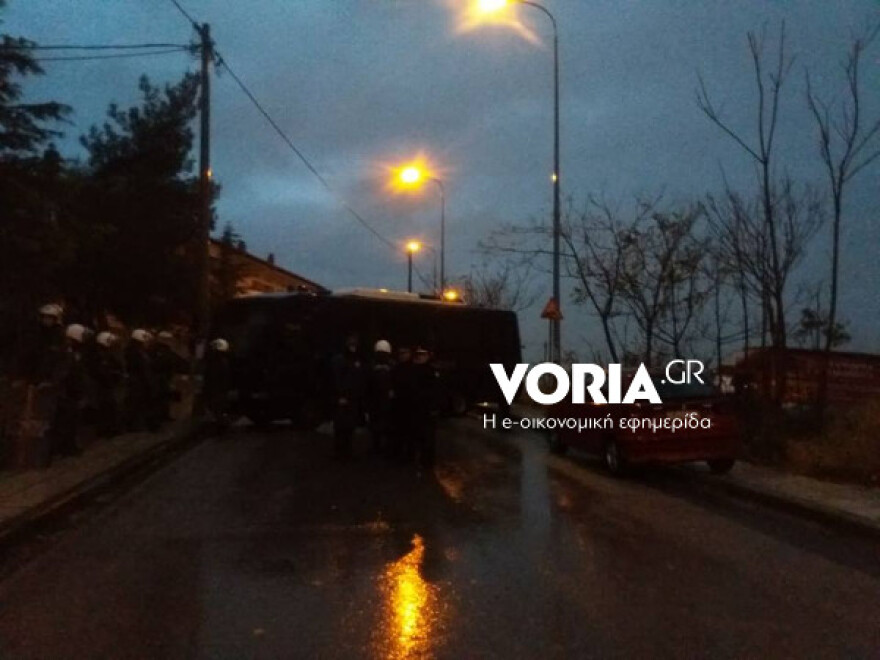 Κράξιμο στα στελέχη του ΣΥΡΙΖΑ: Πολυτεχνείο, πρεσβεία ΗΠΑ, Θεσσαλονίκη