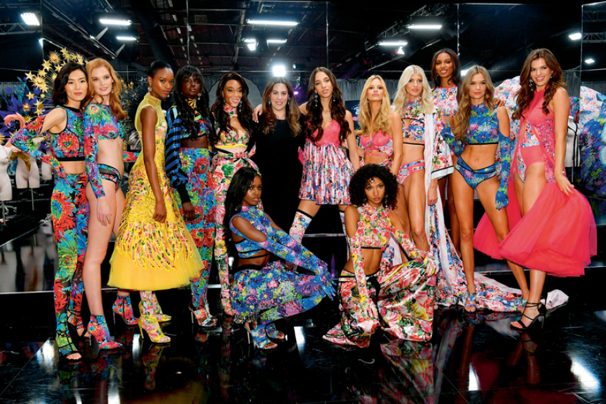 Victoria's Secret 2018: To Gala βρέθηκε στα παρασκήνια με τα super models 