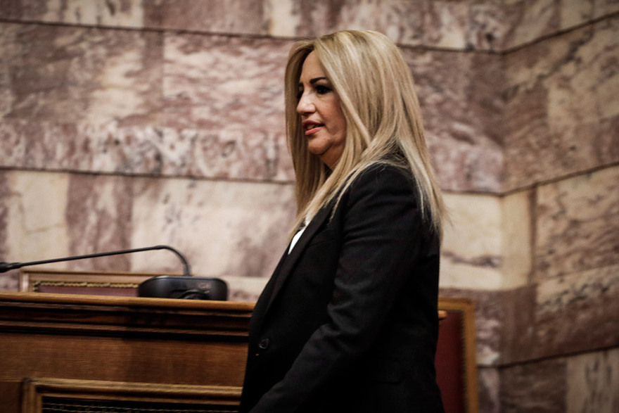 Γεννηματά: Ο κ. Τσίπρας είναι ο «Κύριος 10-1»: Δέκα παίρνει, ένα δίνει!