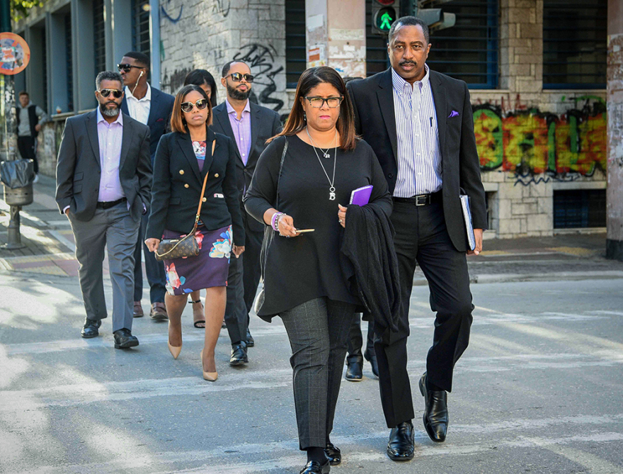 «Στα μαλακά» οι δολοφόνοι του Μπακαρί Χέντερσον - Ξέσπασε η μητέρα του