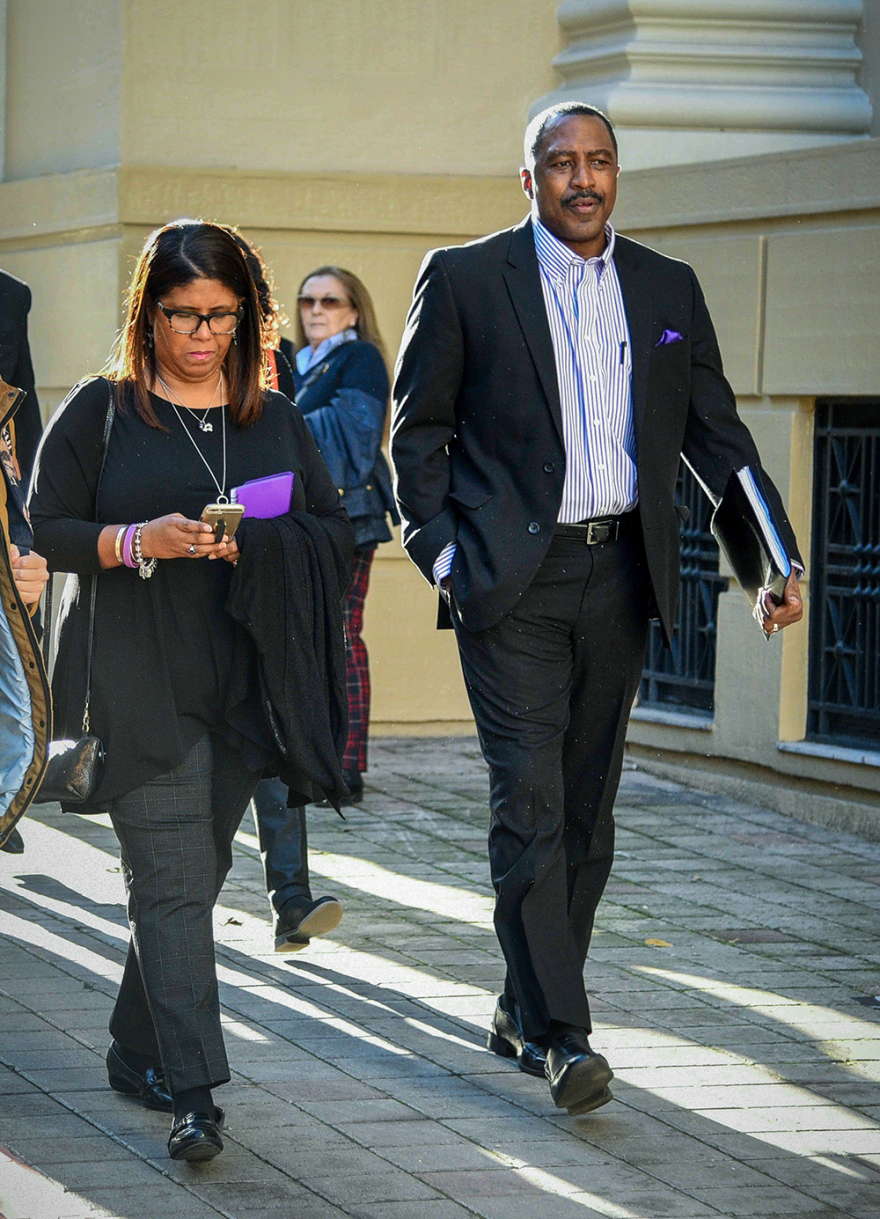 «Στα μαλακά» οι δολοφόνοι του Μπακαρί Χέντερσον - Ξέσπασε η μητέρα του