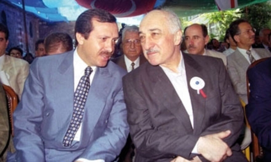 Ο Ερντογάν παραπέμπει τον Φετουλάχ Γκιουλέν για τη δολοφονία του Ρώσου πρέσβη