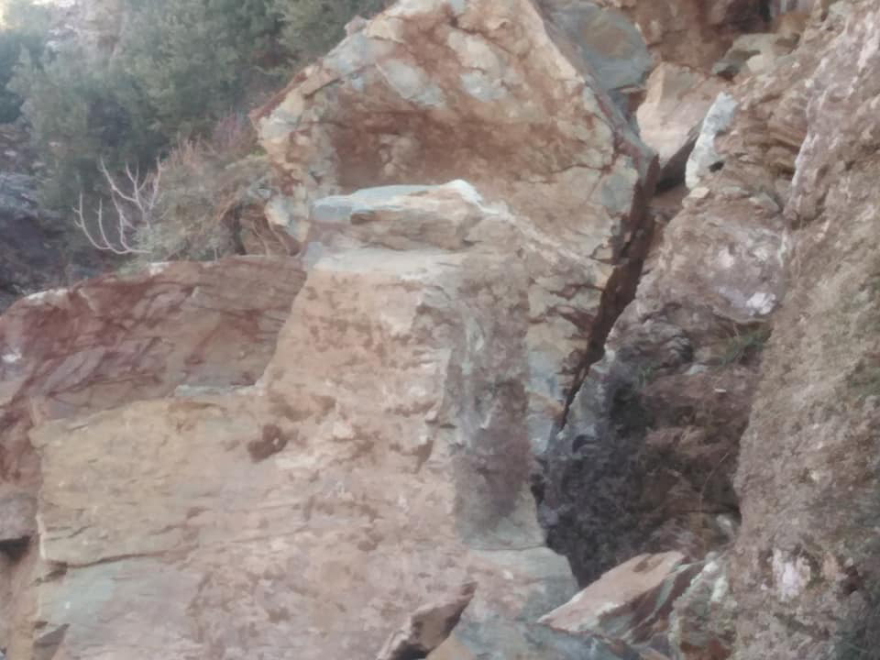 Λέσβος: Νύχτα τρόμου στο Πλωμάρι από κατολισθήσεις βράχων - Κινδύνεψαν ζωές