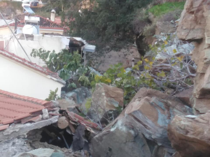 Λέσβος: Νύχτα τρόμου στο Πλωμάρι από κατολισθήσεις βράχων - Κινδύνεψαν ζωές