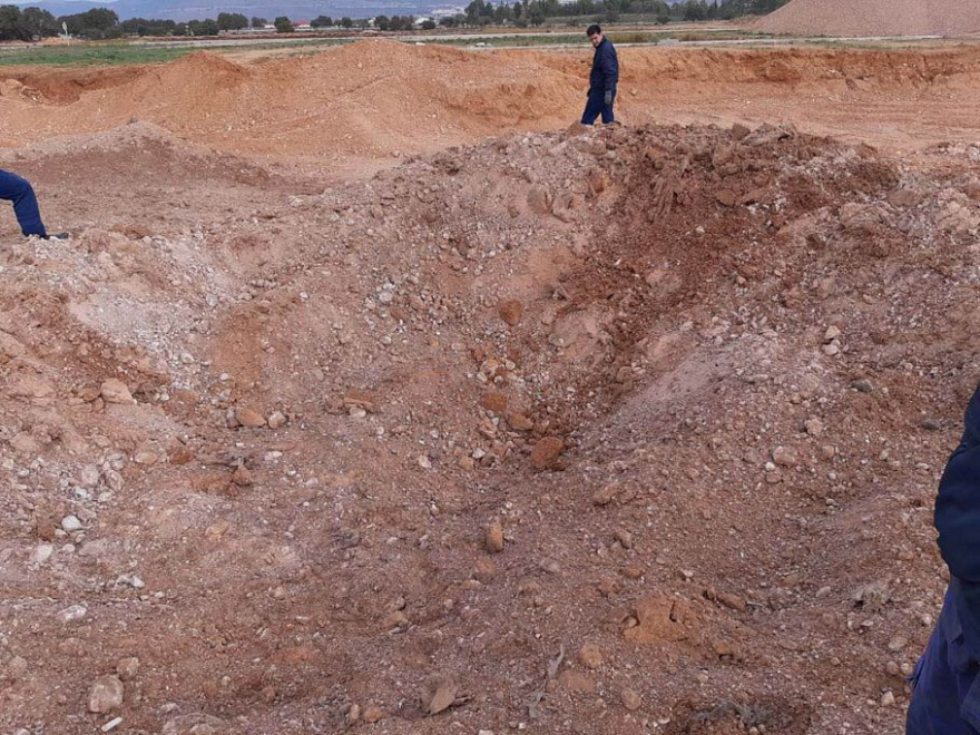 Σε 40 λεπτά ολοκληρώθηκε η επιχείρηση εξουδετέρωσης βόμβας στην Ελευσίνα - Δείτε φωτογραφίες