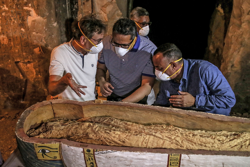 Αποκάλυψη για τους αρχαιολόγους η άθικτη σαρκοφάγος γυναίκας ηλικίας 3.000 ετών 