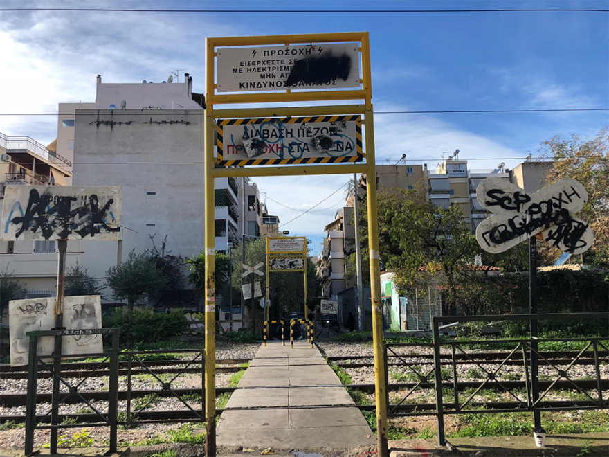 Τραγωδία στα Σεπόλια: Την παρέσυρε το τρένο, ήταν ακαριαίο, λέει αυτόπτης μάρτυρας 