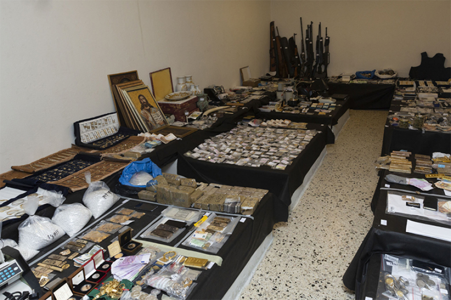 Κύκλωμα λαθρεμπορίας χρυσού: Η δράση του, το ξέπλυμα χρήματος και ο τζίρος των 400.000 ευρώ την ημέρα