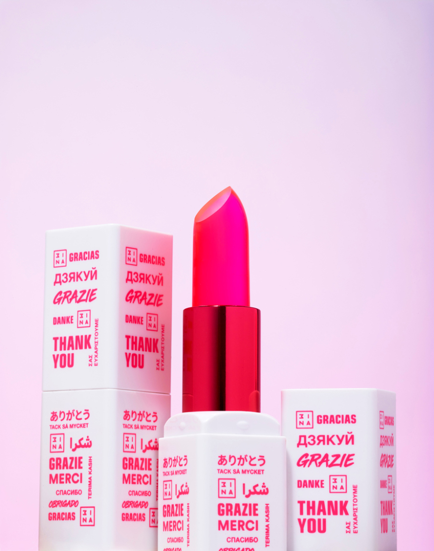 Το νέο LIPS FOR LIFE LIPSTICK δεν είναι απλά ένα κραγιόν.