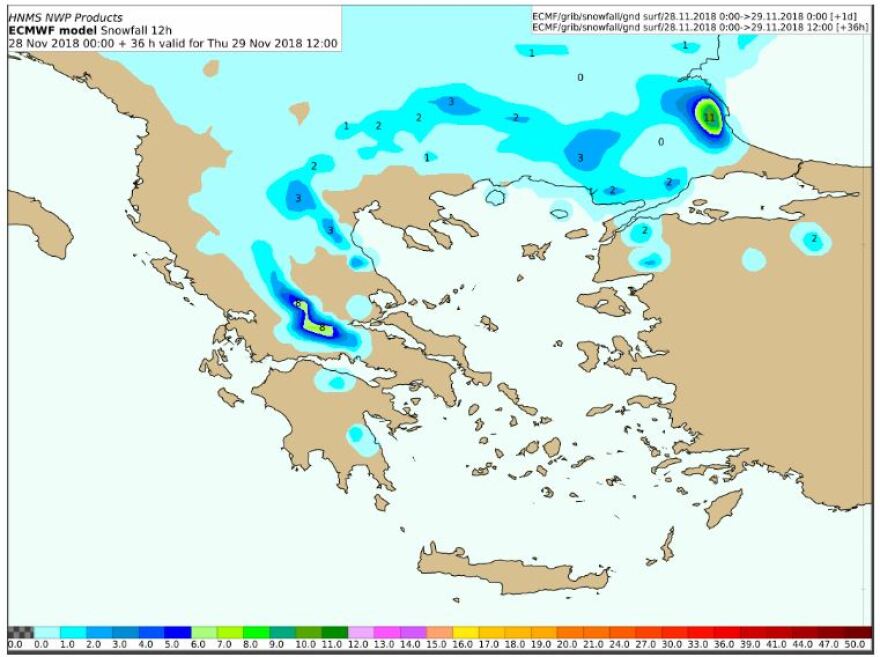 Καιρός: Η «Πηνελόπη» έφερε χιόνια και προβλήματα - Μεγάλες οι καταστροφές στη Μυτιλήνη