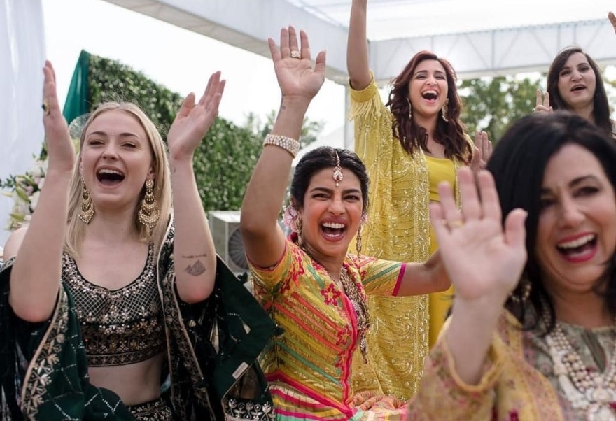 Νικ Τζόνας - Πριγιάνκα Τσόπρα: Γάμος με λάμψη Bollywood για την κολλητή της Μέγκαν Μαρκλ