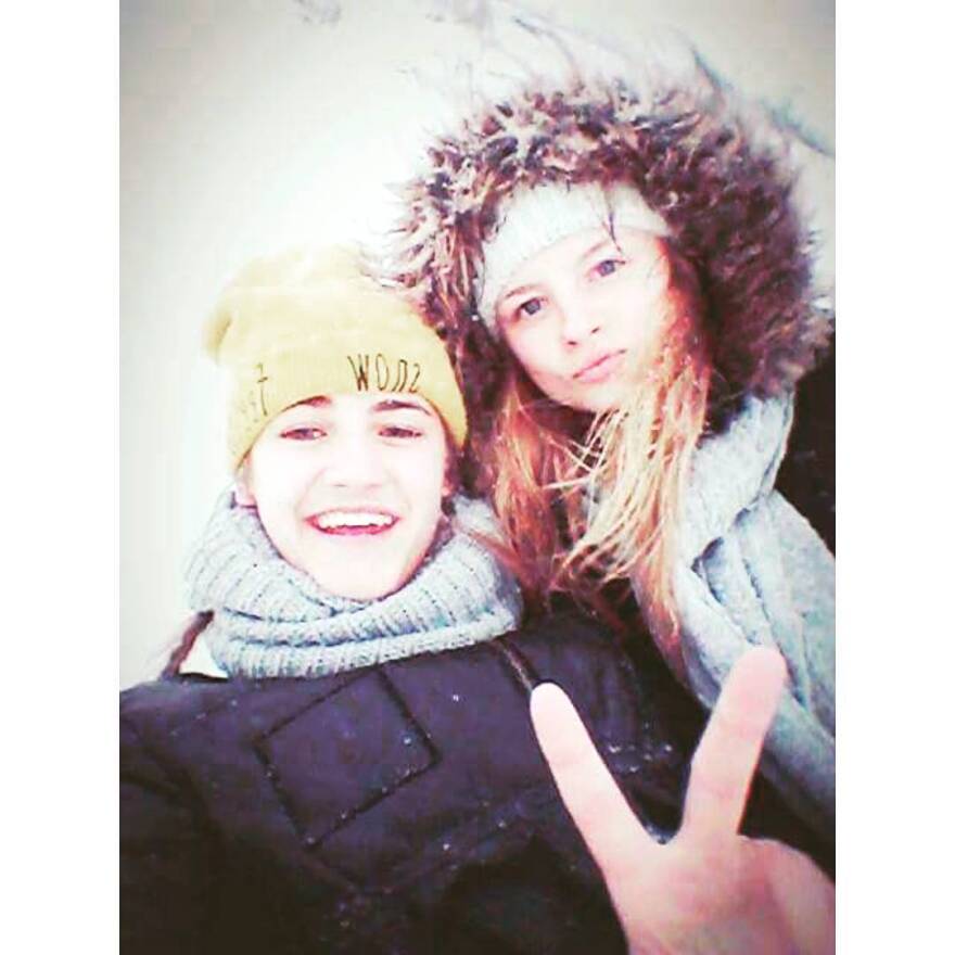 GNTM: Η Ειρήνη Ερμίδου μας συστήνει την όμορφη αδερφή της 