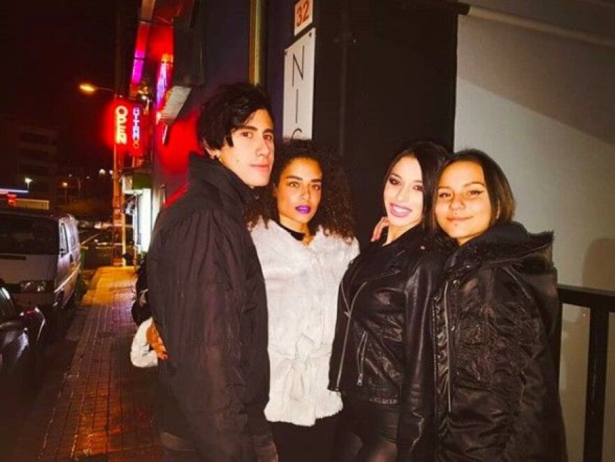 Η Μαριάννα Παινέση του GΝΤΜ σε βραδινή της έξοδο λίγο πριν τον τελικό