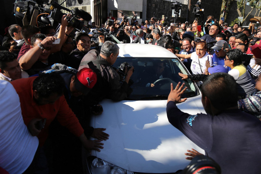 Ο νέος πρόεδρος του Μεξικού άνοιξε τις πύλες του προεδρικού μεγάρου στον λαό