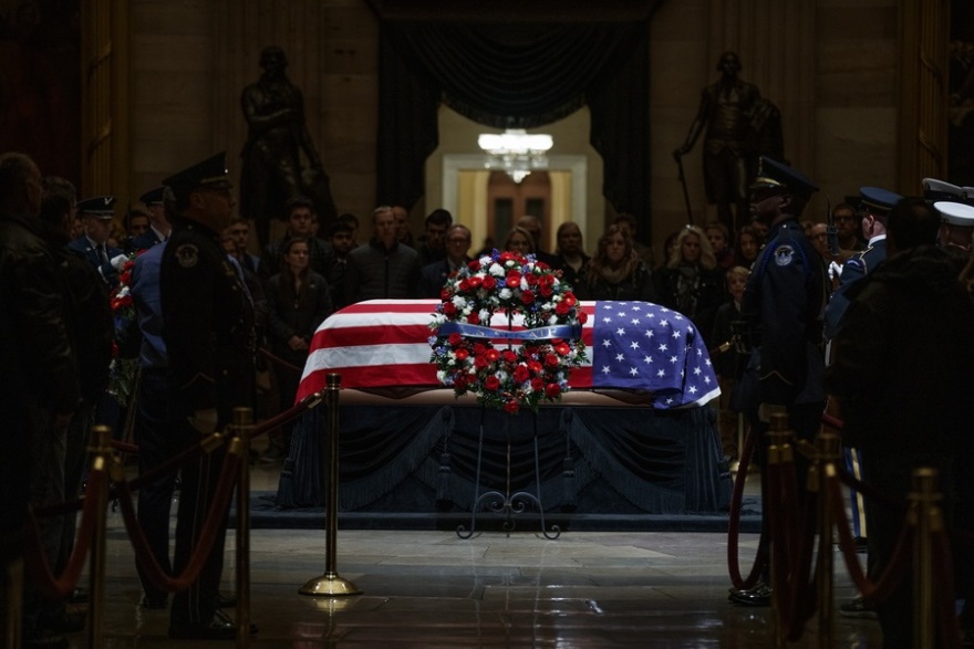 Στις ΗΠΑ οι ηγέτες του κόσμου για την κηδεία του Τζορτζ Μπους