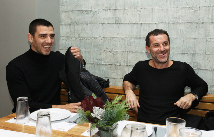 Οι Legends 2004... τα είπαν στο μαγαζί του Σεϊταρίδη