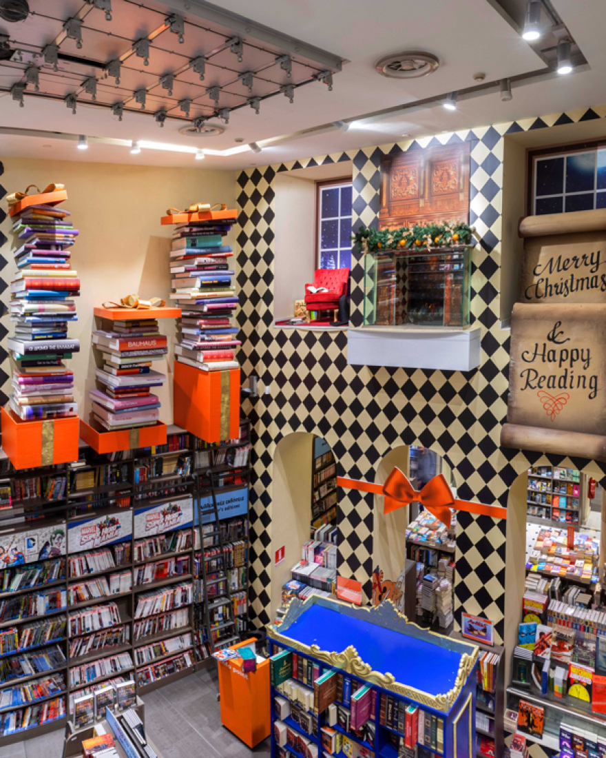 Ανυπομονείτε για Χριστουγεννιάτικες εκδηλώσεις; Ελάτε στο Public Συντάγματος!