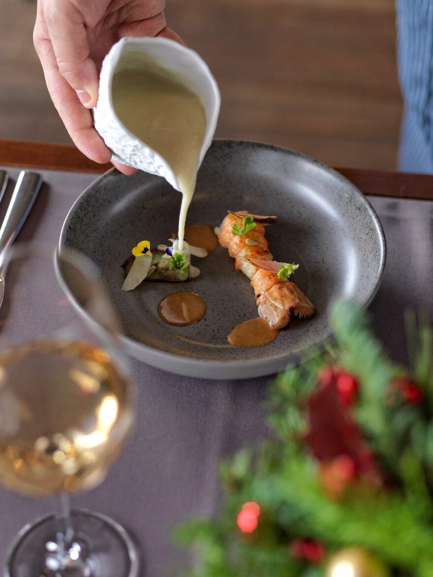 Γιορτινή ατμόσφαιρα και γεύσεις στο Varoulko Seaside 