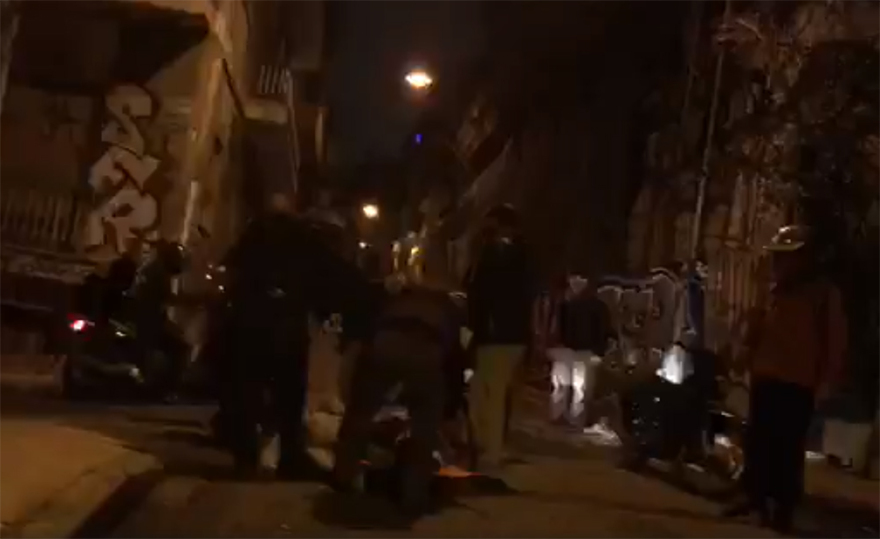 Τρεις τραυματίες στις συγκρούσεις στα Εξάρχεια μετά τη συγκέντρωση για τον Γρηγορόπουλο